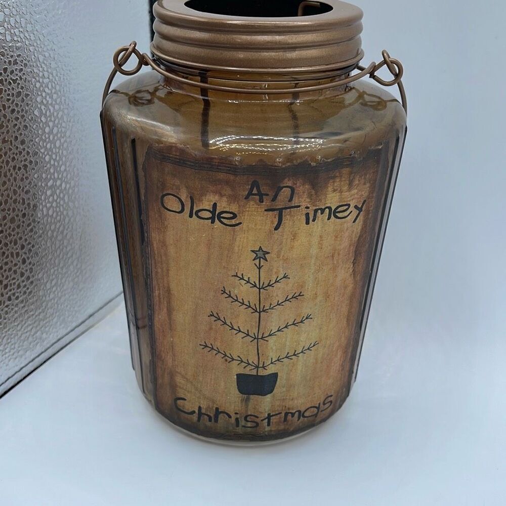 Artisan craft fair “An Olde Timey Christmas “ candle holder.